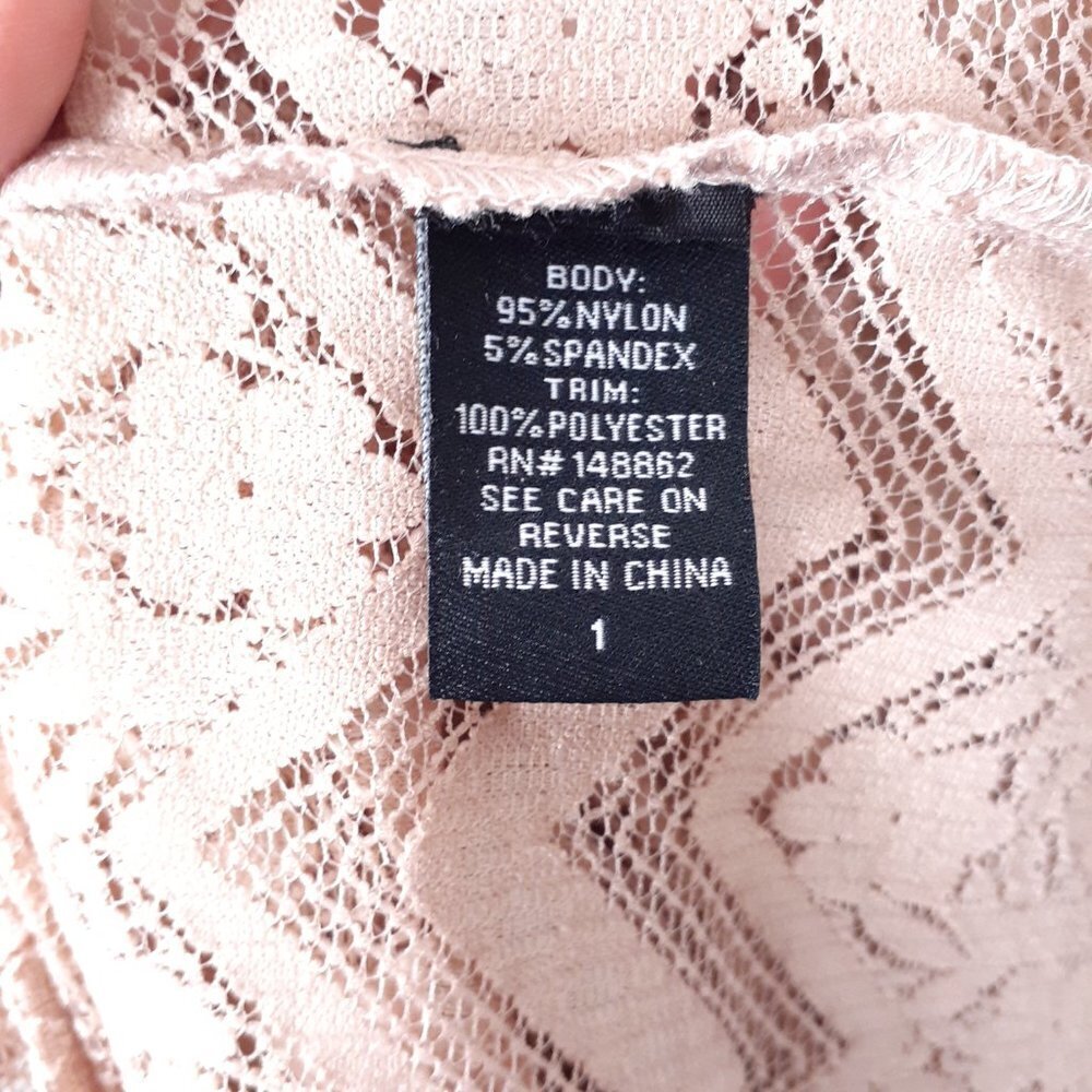 Torrid Sheer Lace Blouse 1X Peach Blush Top Stretch 53A - Picture 5 of 6